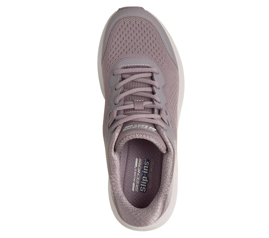 Skechers Slip-ins: BOBS Sport Skillz - Too Essential