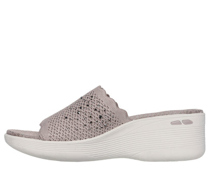 Skechers Martha Stewart: Pier-Lite - Light Essence