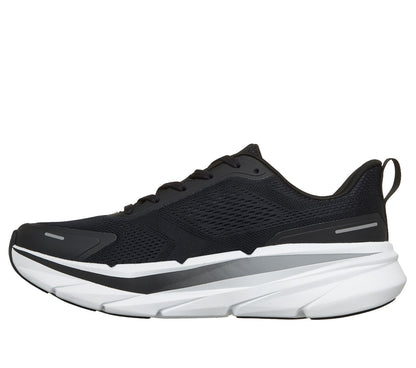 Skechers Max Cushioning Premier 3