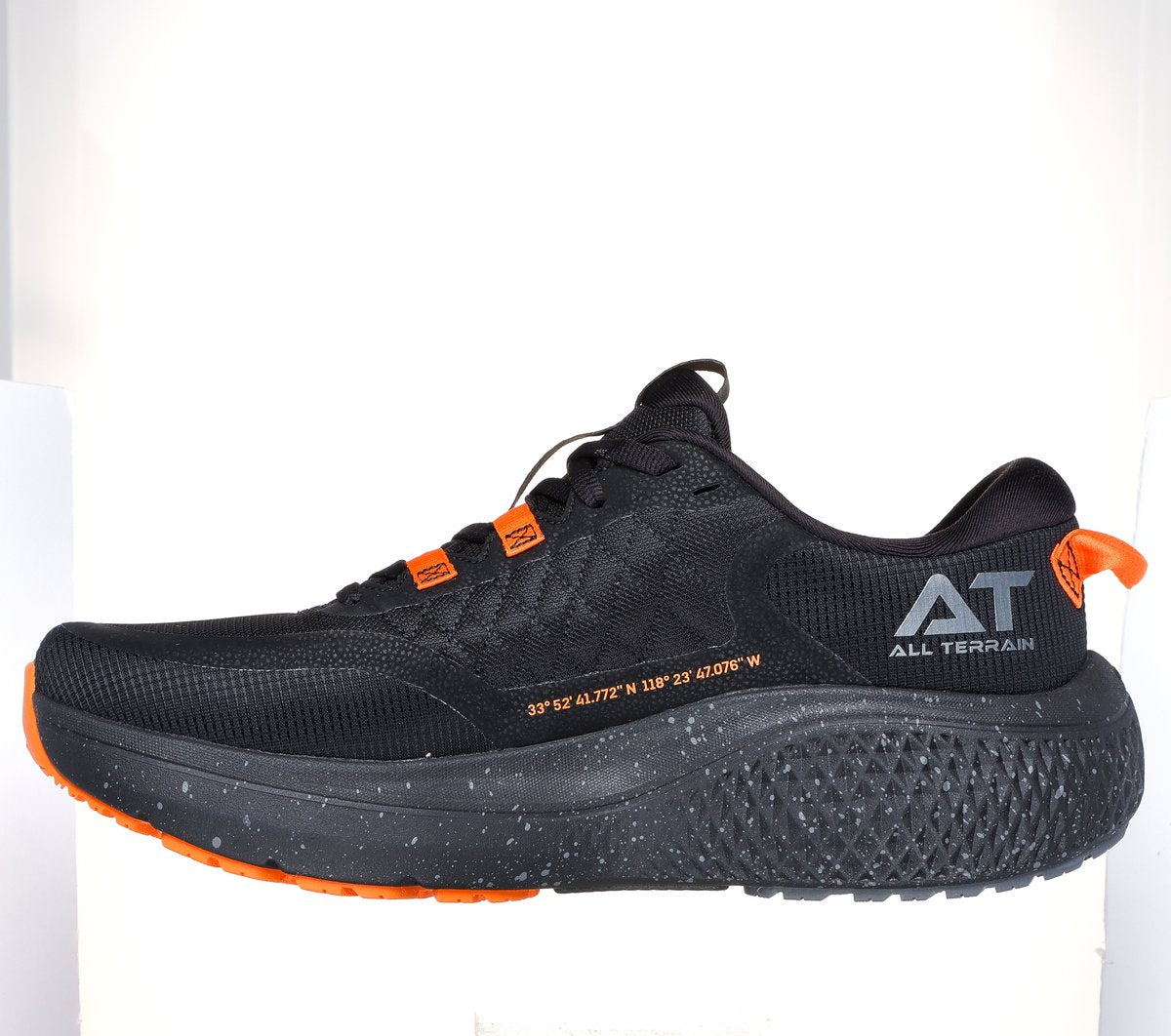 Skechers GO RUN Supersonic Max A/T